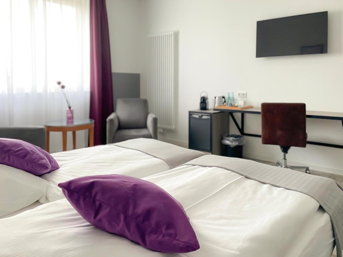 Prima Inn Hotel & Hof Neuruppin - Digitales & Rezeptionsloses Motel Exteriör bild