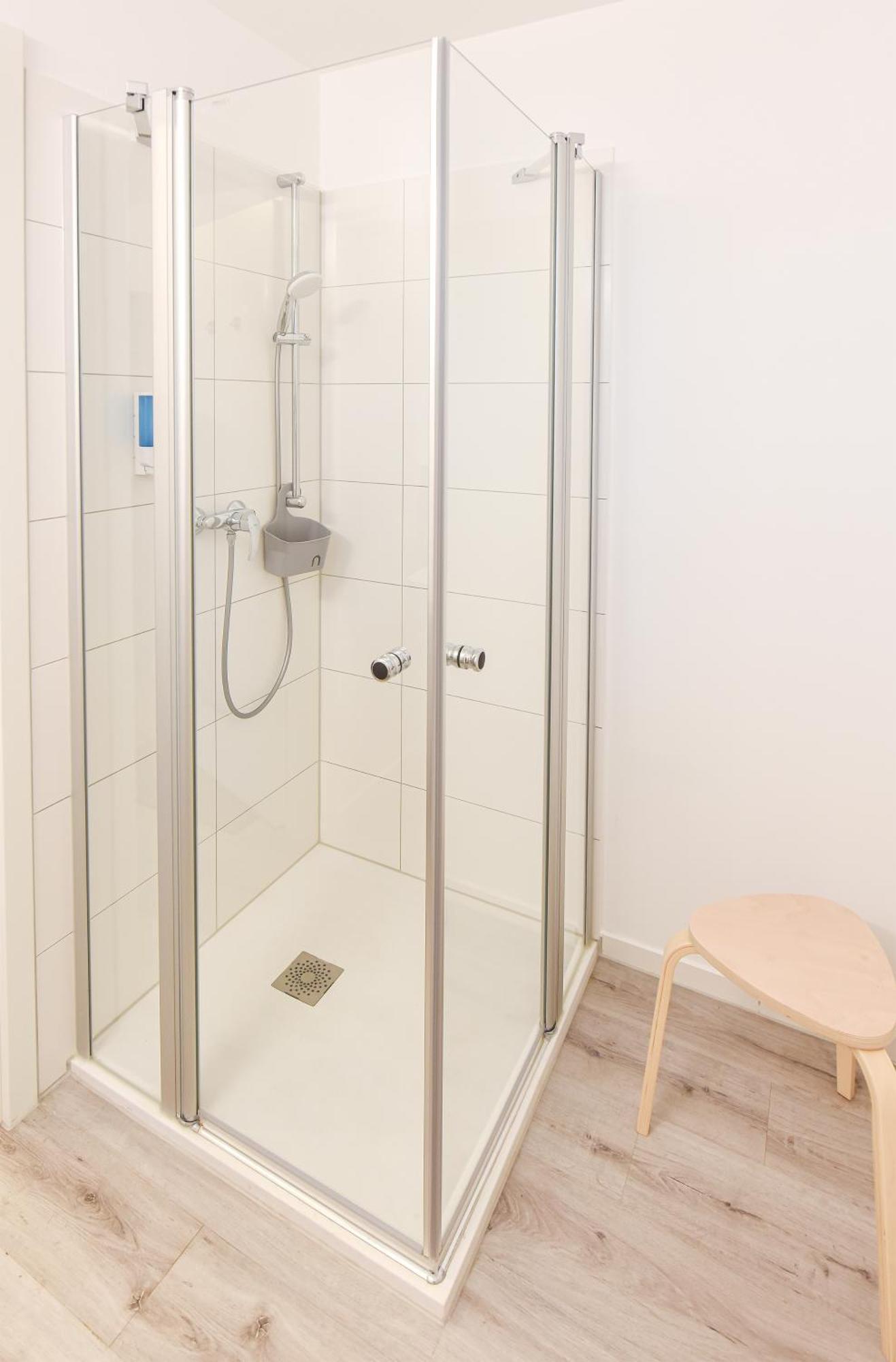Prima Inn Hotel & Hof Neuruppin - Digitales & Rezeptionsloses Motel Exteriör bild